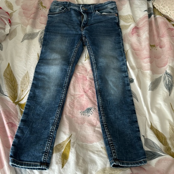 Super soft boys, stretchy jeans, H&M size 7 - Picture 1 of 2